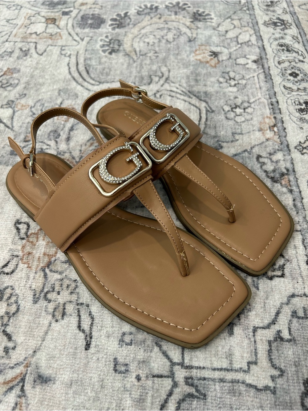 Guess Arenna Faux Leather Thong Sandals